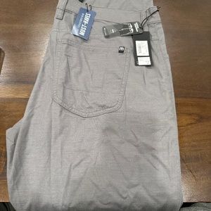 New with tags Travis Mathew pants